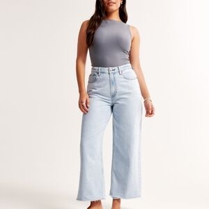 Women's A&F Curve Love The Crop Wide Leg High Rise Jeans